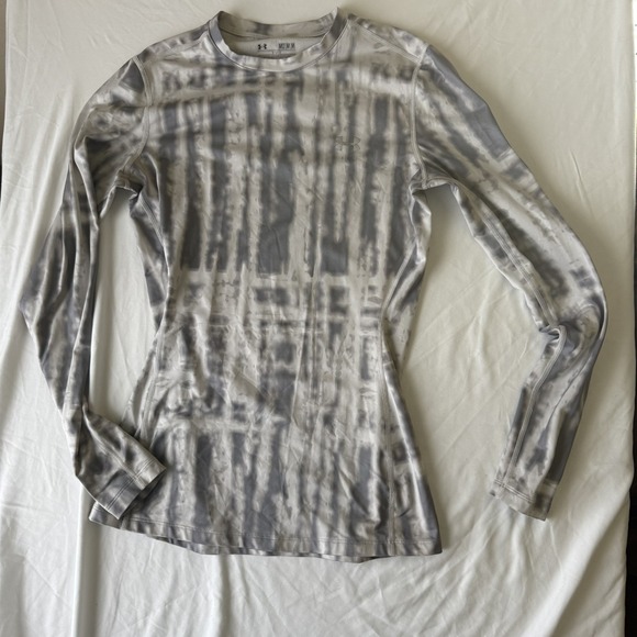 Under Armour Tops - Under‎ Armour Pullover Womens M Fitted Gray Tie Dye Coldgear Performance Stretch